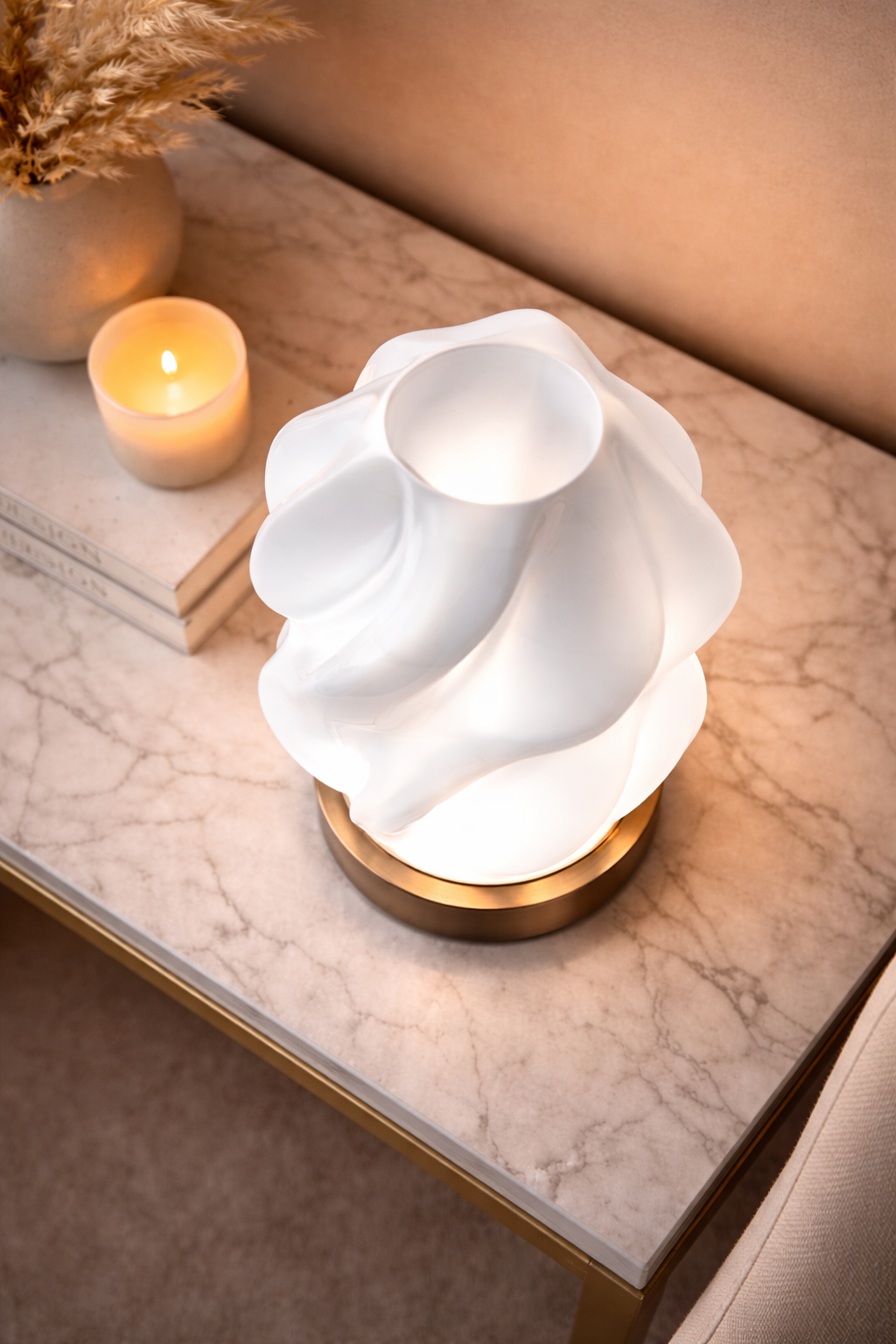 Luminária de Mesa LED Moderna Escultural Abajur Decorativo Premium Design Sofisticado